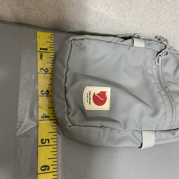 Fjallraven Unisex High Coast Pocket Crossbody Bag Gray Hiking Waterproof Durable - Picture 13 of 15